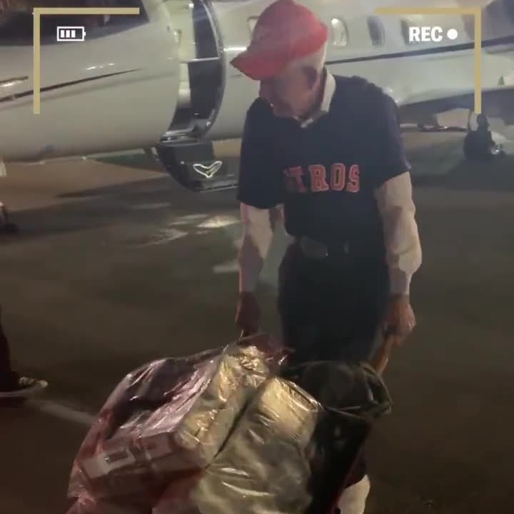 The Greatest Flex I’ve Ever Witnessed Was Mattress Mack Moving $10M in Cash