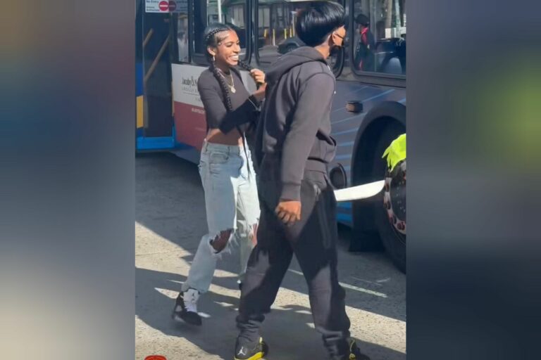 Teen With Machete and Group Chase Boy Onto Q24 Bus in Richmond Hill, Queens