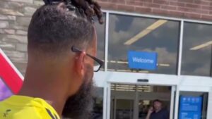 Police Called on TikToker Damon Darling for Handing Out Free Money at Walmart