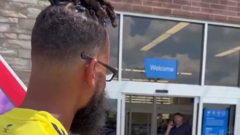 Police Called on TikToker Damon Darling for Handing Out Free Money at Walmart